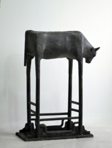12.Animal-master-Bull-《動物家-牛》-2014-铸铜-丙烯着色-148X110X48cm-1.jpg